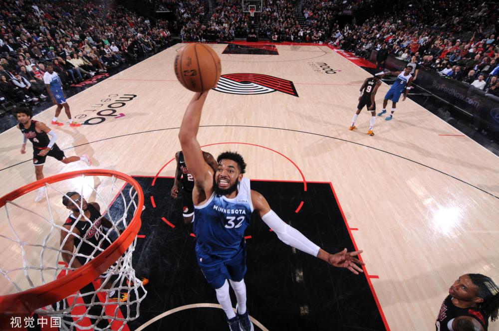 在与伯恩茅 在与伯恩茅