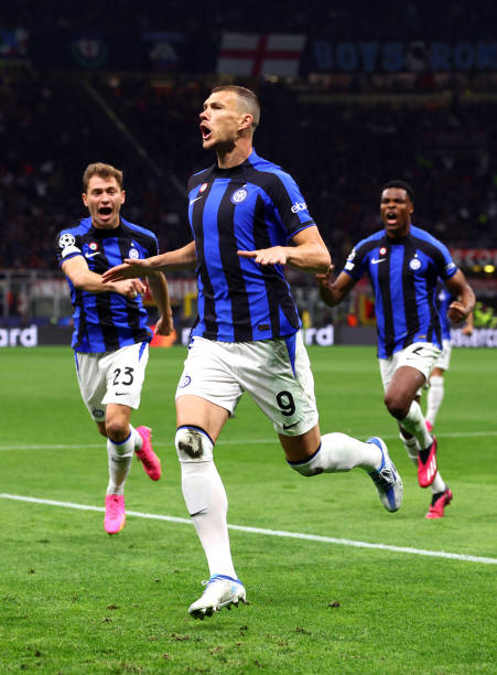 杯的舞台上 杯的舞台上